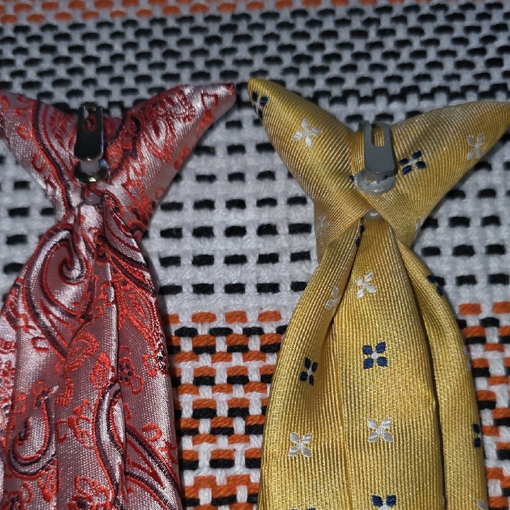 Stylish Paisley and Geometric Patterned Ties for Kids - Picture 4 of 4